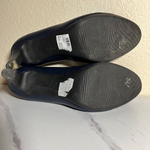 Clarks Collection Women's Navy Blue Leather Heels Size 8.5 Ultimate Comfort - Picture 5 of 7